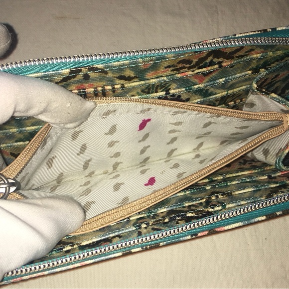 Wallet - Picture 5 of 7